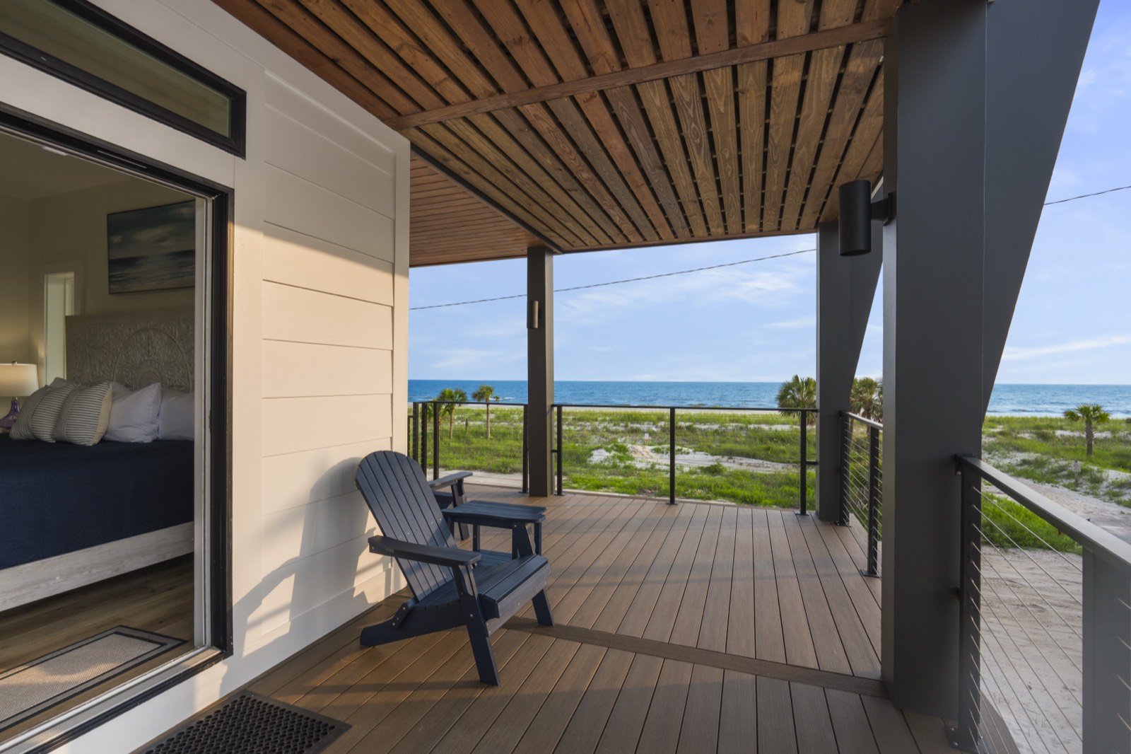 Covered deck looking straight onto the Gulf of Mexico